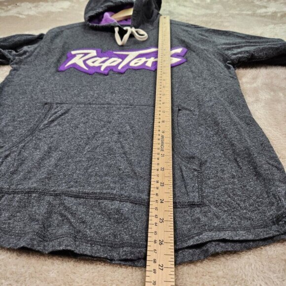 Youth Toronto Raptors Heathered Charcoal Hardwood Classic Raglan Pullover Hoodie - Picture 4 of 10